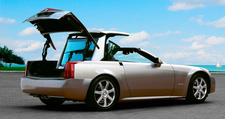  Cadillac XLR Roadster 2004 года  (фото 83 из 128)